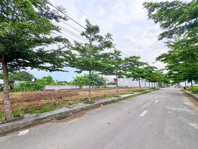 Bán Đất Nền Ngay Gần Tái Định Cư Bửu Long, Ngay Phường Tân Triều. Chỉ 1tỷxxxTR/Nền. Ngay cuối đường Huỳnh Văn Nghệ, gần Sân Bay Biên Hòa