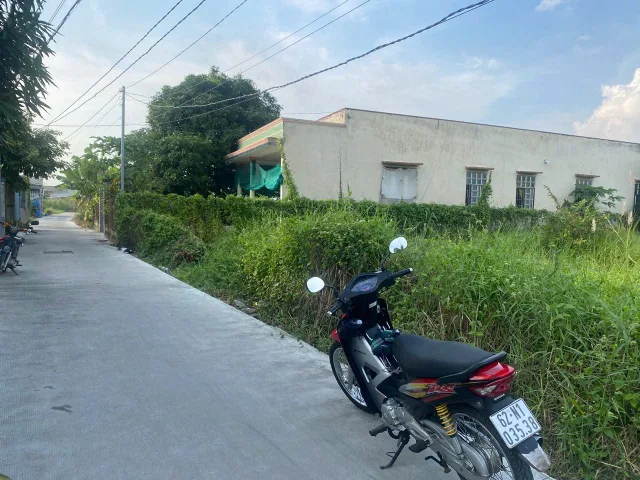 Bán 1113m2 có 400 thổ cư thích hợp xây nhà vườn nghĩ dưỡng