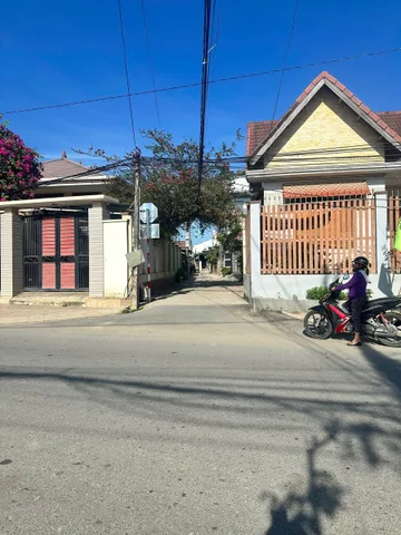 🔥 ĐẤT ĐẸP DIÊN ĐIỀN – ĐỐI DIỆN SÂN VẬN ĐỘNG XÃ 🔥

📍 Trung tâm thôn 1, gần Trường THCS Trần Quang Khải, khu dân cư đông đúc.
📏 Diện tích 93,5m²,