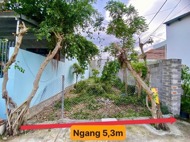 Bán đất trung tâm xã Vĩnh Thạnh hẻm oto đường Cây Gáo . 139.2m2 Giá chỉ 2.250 tỷ
Vị trí nằm trong hẻm oto , ngay trung tâm xã Vĩnh Thạnh , trong bán kính 300m là chợ , ủy ban , trường học ....