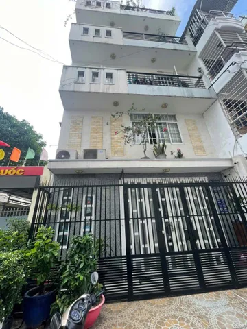 Nhà phố rẻ 1 trệt 4 lầu Cách Mạng Tháng Tám Tân Bình TP.HCM
