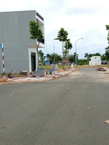 💥VỢ CHỒNG TÔI BÁN LÔ ĐẤT MẶT TIỀN GẦN CHỢ BÌNH CHÁNH