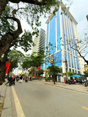 Bán nhà liền kề khu đấu giá Ngô Thì , 75m2 - 6 tầng, thang máy, kinh doanh