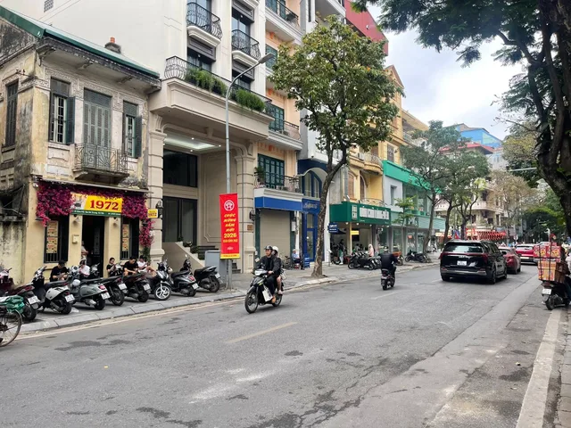 BÁN TÒA NHÀ MẶT ĐƯỜNG HẠ ĐÌNH, THANH XUÂN, DT 150M2, 9 TẦNG, THANG MÁY, KINH DOANH