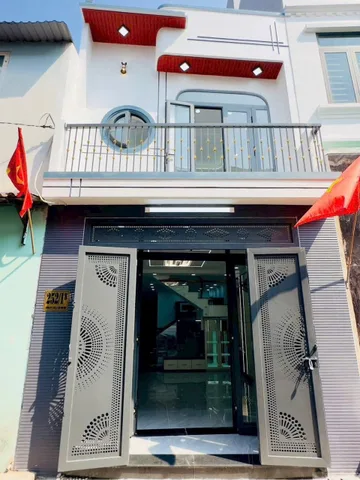 2. 🏡 Nhà đẹp HT17 – Kinh doanh Nail, Spa cực đẹp – Chốt chỉ 4,7 tỷ!