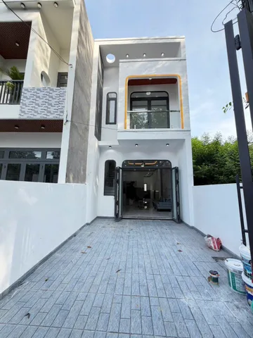 CHÍNH CHỦ BÁN GẤP NHÀ 1 TRỆT 1 LẦU NẰM CUỐI ĐƯỜNG HUỲNH VĂN NGHỆ - BỬU LONG