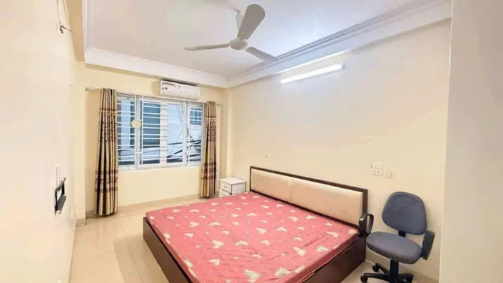Nhà đẹp lô góc phố Lê Quang Đạo - thoáng trước sau - 15m ra ô tô