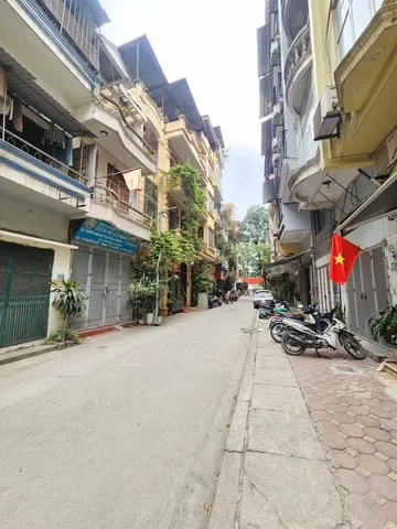 Bán Đất 2 Mặt Ngõ Nguyễn Xiển. Thanh Xuân. Ô Tô. Vỉa Hè. DT 101m2. MT 7m. Giá 36.7 Tỷ.