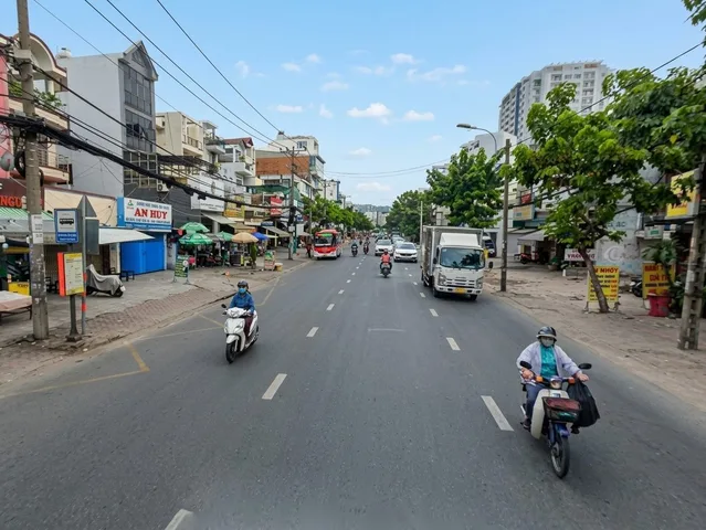 [L2557*] MT QUỐC LỘ 13 BÌNH THẠNH - KINH DOANH ĐỈNH - 22.x TỶ
