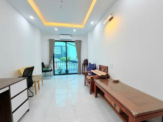 XUÂN LA 48M² 5 TẦNG MT 3.3M - THANG MÁY - Ô TÔ TRÁNH - VỈA HÈ - KINH DOANH