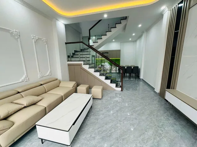 NHÀ 3 TẦNGTUYẾN 2 CAM LỘ – HÙNG VƯƠNG – HỒNG BÀNG Giá chỉ 2,96 tỷ