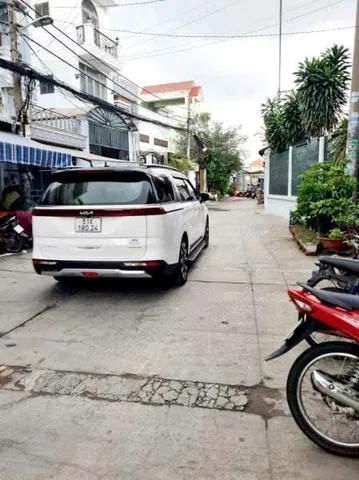NHÀ BÁN 2 tầng. Lê Văn quới, BINH TÂN