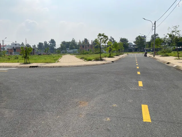 🔥 ĐẤT TÁI ĐỊNH CƯ TÂN HẠNH GIÁ TỐT CHỐT NHANH ,Góc 3 mặt thoáng xây nhà cực đẹp .Đường nhựa 18m, vỉa hè rộng, thông 2 đầu
