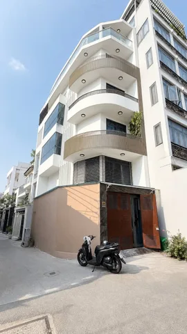 🏢 CHDV 5 TẦNG THANG MÁY XỊN – TRUNG TÂM PHÚ NHUẬN – DÒNG TIỀN 40 TRIỆU/THÁNG 💰