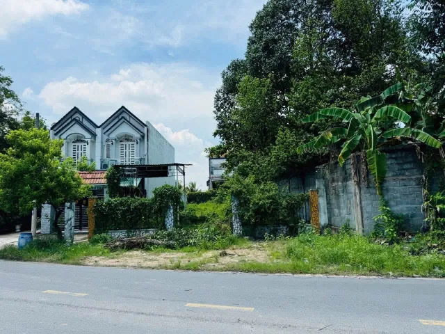 Đất thổ cư mặt tiền kinh doanh buôn bán MT đường Trần Văn Chẩm xã Phước Vĩnh An Củ Chi TPHCM, DT: 5,3x30m.