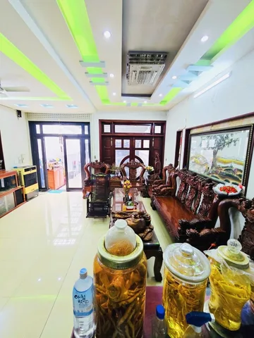 CHỦ GIẢM SÂU CÒN 13 TỶ – MẶT TIỀN KINH DOANH 120M² NGANG 6M – SÂN ĐẬU 2 Ô TÔ – GẦN XA LỘ HÀ NỘI, PHƯỚC LONG B Q9
