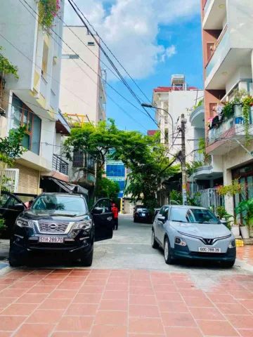 HẺM 10M KHU PHÂN LÔ VIP - GẦN NHÀ GAT3 - ST EMART - NHÀ PHAN HUY ÍCH – MŨI TÀU CỘNG HÒA – 4 TẦNG – ĐƯỜNG 8M CÓ VỈA HÈ – CHỈ 9.1 TỶ