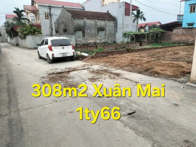 Chính chủ cần bán lô đất 308m , mặt tiền 14.5m tại Xuân Mai-Chương Mỹ . Đất nằm trong lõi dân cư giữa quốc lộ 6 và quốc lộ 21 . xung quanh đầy đủ tiện ích , trường học chợ các cấp . Đặc biệt cách tuyến metro 12 300m , sau rất tiện đi về nội thành. Anh chị