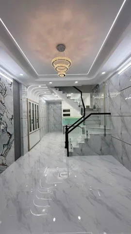 NHÀ MỚI ĐẸP VÀO Ở LIỀN NGAY LÊ VĂN QUỚI GẦN GẦN 4 XÃ
