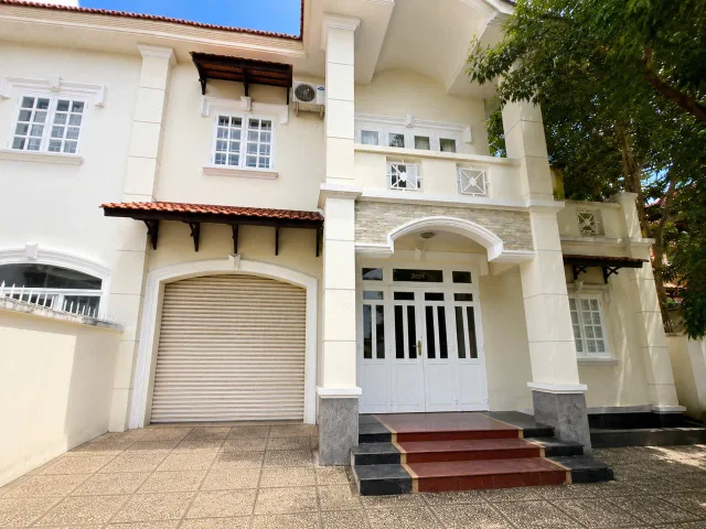 Cho thuê nhà phường Long Bình Tân cũ, 4PN, 4WC, kinh doanh CHDV, văn phòng, spa Long Hưng