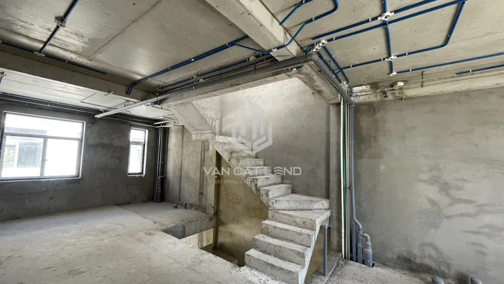 🔥 BÁN NHÀ LIÊN KẾ 1 TRỆT 3 LẦU NỞ HẬU SIÊU VIP TẠI LAVIDA RESIDENCES VŨNG TÀU – ĐÃ CÓ SỔ – VIEW HỒ 2HA – SÂN ĐỖ Ô TÔ 7 CHỖ – GIÁ 8 TỶ BAO THUẾ PHÍ