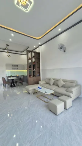 🔥🔥 CHỈ 1 TỶ 979 – SỞ HỮU NHÀ CẤP 4 HIỆN ĐẠI, FULL NỘI THẤT SAU LƯNG ỦY BAN XÃ HÒA PHÚ 5 X 30 TC 60  🔥🔥