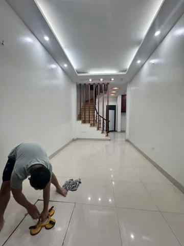 🔥 NHÀ RIÊNG NGUYỄN CHÍ THANH – 60M² x 4 TẦNG – 5 NGỦ – CHỈ 17 TRIỆU