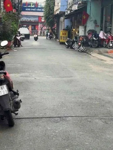 đường liên khu 1-6 giáp trường học cấp 1 và cấp 2 bình trị đông . Dt 4x20/căn đường lộ giới 8mtiện xây căn hộ dịch vụgiá bán