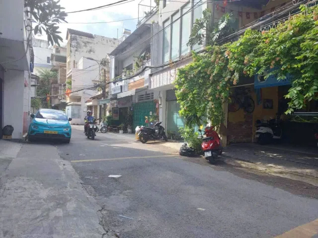 LÊ VĂN DUYỆT- BÌNH THẠNH, 50M SANG Q1, NHÀ 2 TẦNG CÓ DÒNG TIỀN, GIÁ 4Tỷ