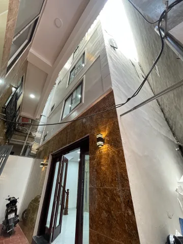Siêu phẩm nhà khu vực Đống Đa, 35m x 6 tầng, mặt tiền 6.5m, thang máy, nhà ở hiện đại, 2 thoáng, ngõ thông, 15m ra chợ, chỉ việc xách vali về ở