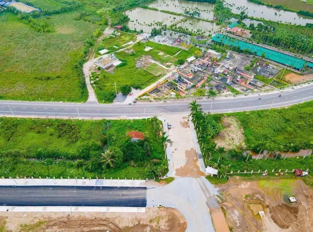 Lô đất mặt đường 402 rộng 30m sát dự án Ramond Urbaniz Hai Phong