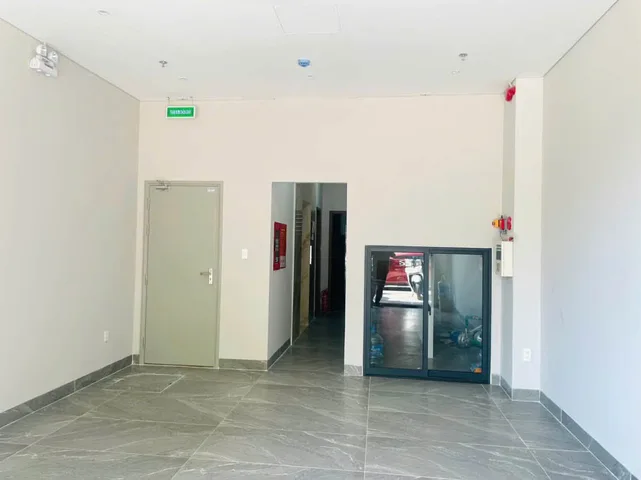 Cho thuê tòa căn hộ xây mới thông ra biển, khu vực thuận tiện kinh doanh lưu trú