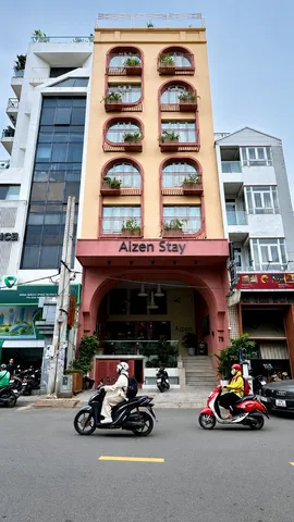 Bán Khách Sạn khu Bến Thành - 79 Hồ Hảo hớn Quận 1 - HĐ thuê ~ 7tỷ/năm* 
[8,5 x 20m] 1 hầm 7 tầng