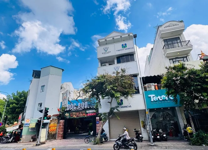 QUẬN 3: BÁN NHÀ 4 TẦNG MẶT TIỀN NGUYỄN ĐÌNH CHIỂU, P.BÀN CỜ - DT ĐẤT 131M2- SẴN HĐT 100TR/TH- 0938676685 GIANG GIANG
