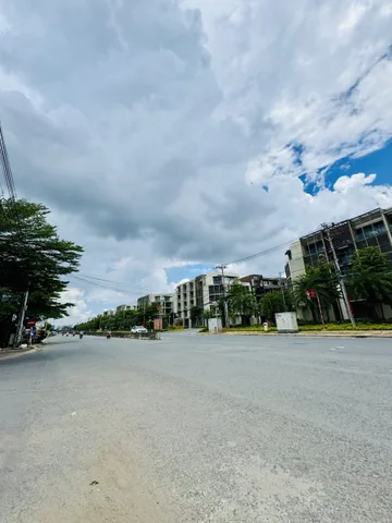 BÁN ĐẤT MẶT TIỀN NGAY GLOBAL CITY - SÁT ĐỖ XUÂN HỢP - LIÊN PHƯỜNG - 5x16 80M2 - GIÁ 13.2 TỶ