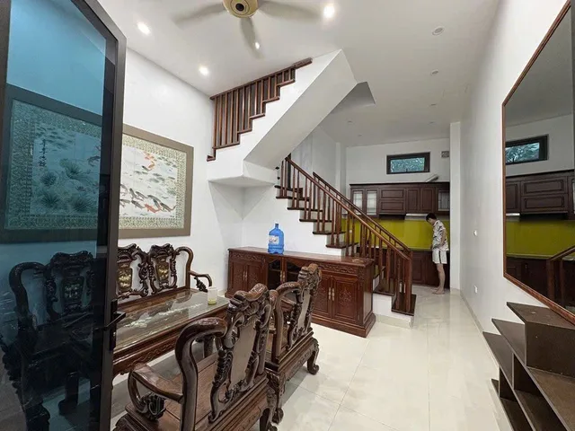CHO THUÊ NHÀ NGUYÊN CĂN ĐƯỜNG THỊNH QUANG, ĐỐNG ĐA, NHÀ ĐẸP FULL NỘI THẤT