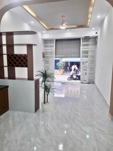 Mệt Mỏi Vì Xem Toàn Nhà Cũ? Đây Là Căn 5 Tầng Full Nội Thất Chỉ Việc Vào Ở!