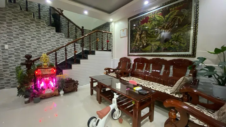 4tỷ8 có căn nhà 2 mặt tiền hẻm Hoàng Diệu, Phường 5, Đà Lạt
