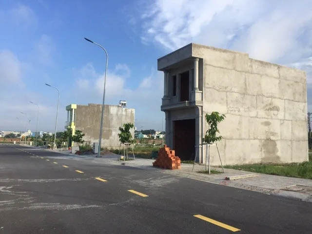 Bán xưởng hơn 3000m2, mặt tiền QL13 - ngay cổng kcn Bàu Bàng