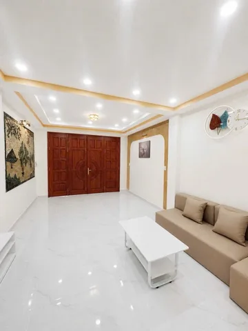 Lý Thánh Tông – Xe Hơi Ngủ Nhà – 2 Tầng Xinh Giá Mềm 6.x Tỷ!