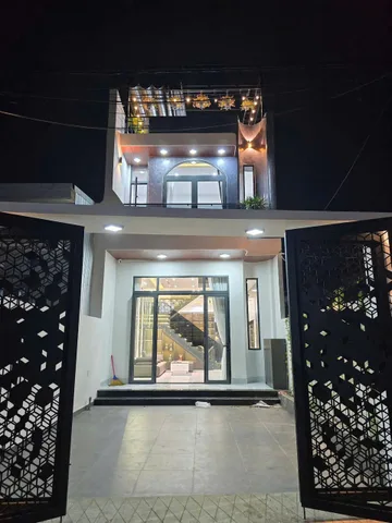 📌📌📌LÀM VIỆC TRỰC TIẾP GIÁ TỐT !!! Bán nhà sân vườn 3 tầng kiệt