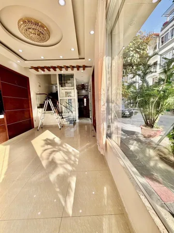 Cho thuê nhà căn góc DT: 80m2 lô 22 Lê Hồng Phong, nhà mới đẹp.