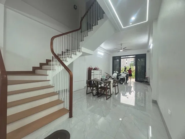 P/LÔ - Ô TÔ TRÁNH - VỈA HÈ - NHÀ MỚI ĐẸP - VẠN XUÂN - 70M² - HƠN 12 TỶ