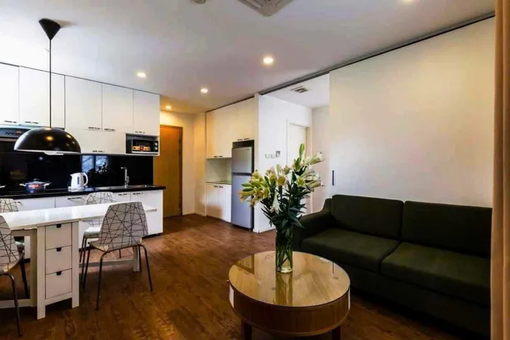 MẶT PHỐ HÀNG BÔNG – TRÁI TIM PHỐ CỔ HOÀN KIẾM
250m² – VỊ TRÍ KIM CƯƠNG – TIỀM NĂNG XÂY KHÁCH SẠN 4–5 SAO
💰 Giá chào: 180 TỶ
