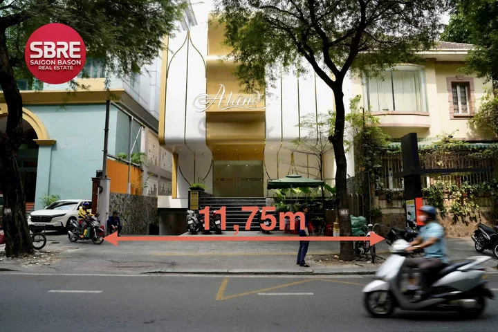 Bán 100 Nguyễn Du Bến Nghé Quận 1 (11,75 x 31 = 364,2m2)