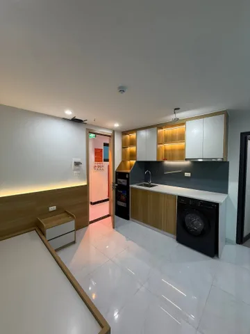 Cho thuê phòng ở Tây Mỗ, Vinsmart City, full nội thất mới tinh, ban cộng rộng view hồ thoáng sáng