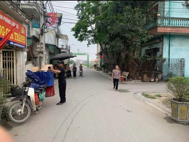 Chủ nhờ bán xuất ngoại giao lô góc 2 mặt tiền tại Xuân Khanh gần ĐHQG nhỉnh 2 tỷ