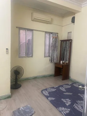 Cho thuê nhà Dương Văn Bé -  Minh Khai 25 m2 x 4 tầng 7,5 tr, ngõ ô tô qua nhà, kinh doanh nhỏ