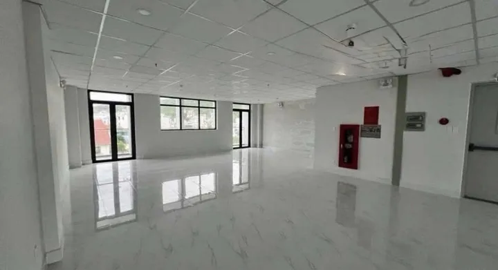 CHO THUÊ TÒA NHÀ 6 TẦNG, ĐƯỜNG HOÀNG HOA THÁM, VT