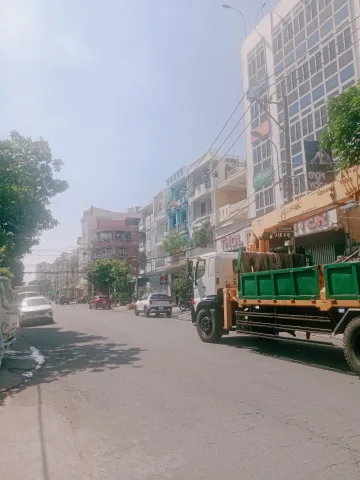 MẶT TIỀN KHU TÊN LỬA - GIÁP QUẬN 6  - SÁT VÁCH TRỤ SỞ BÌNH TÂN